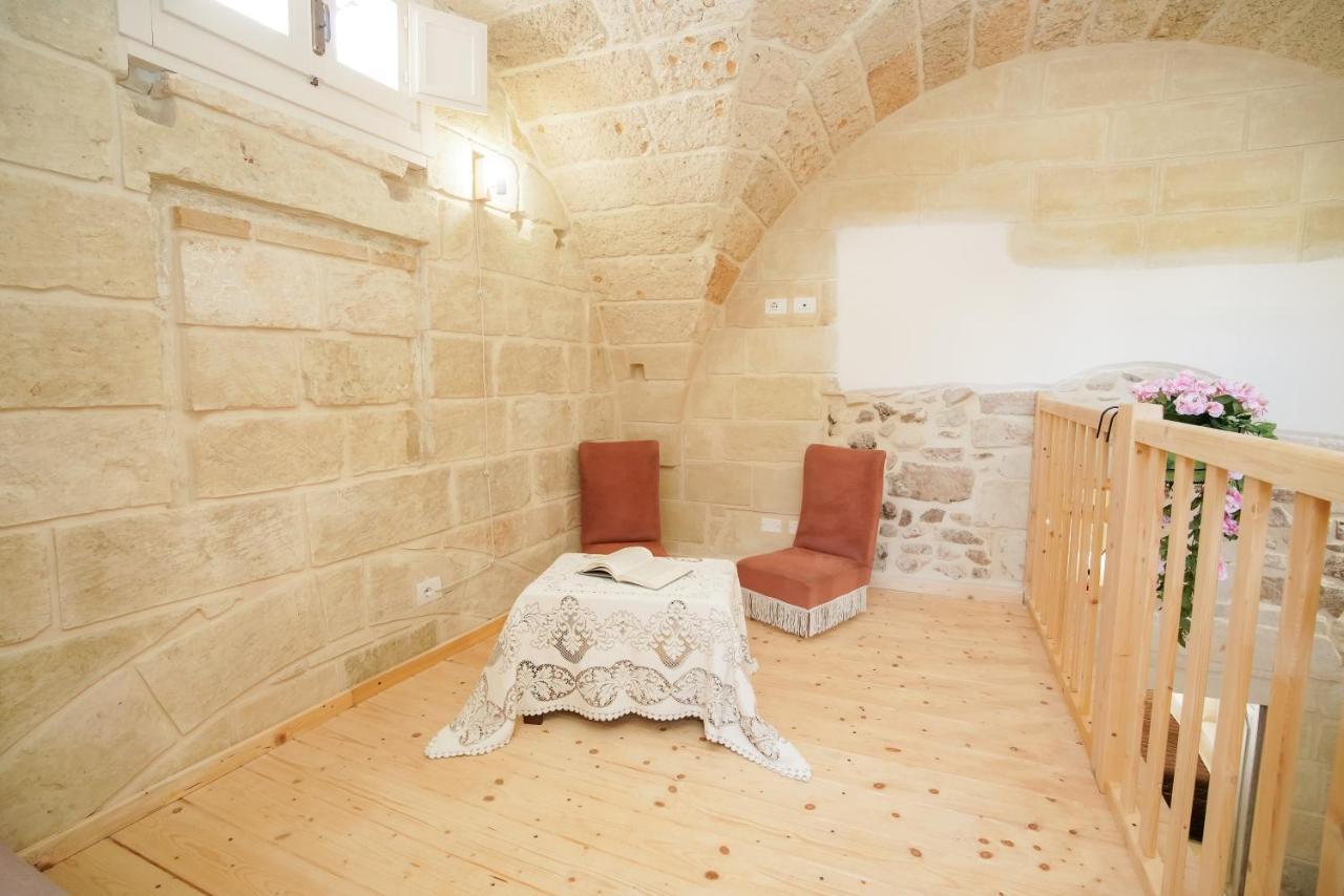 Dimora La Fuga Bed & Breakfast Zollino Dış mekan fotoğraf