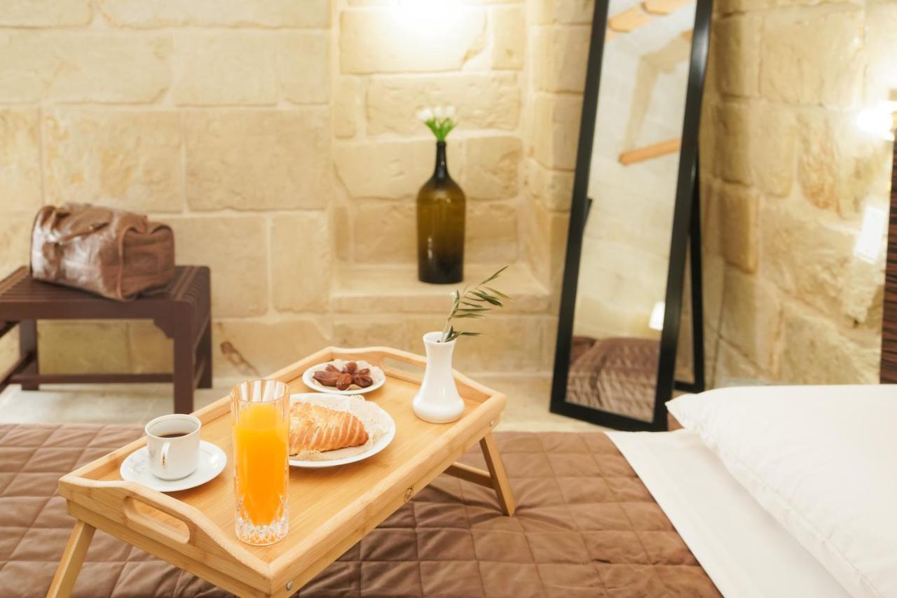Dimora La Fuga Bed & Breakfast Zollino Dış mekan fotoğraf