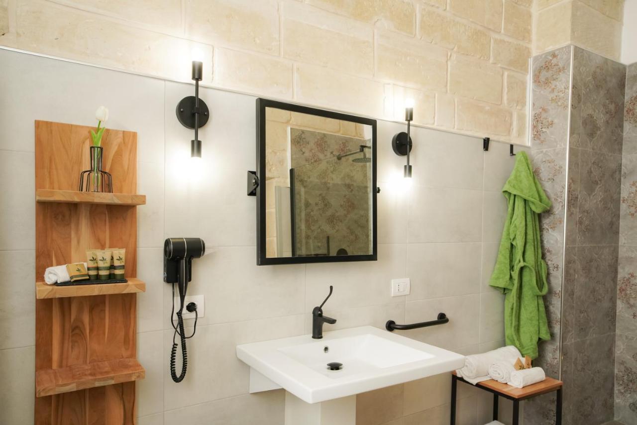 Dimora La Fuga Bed & Breakfast Zollino Dış mekan fotoğraf